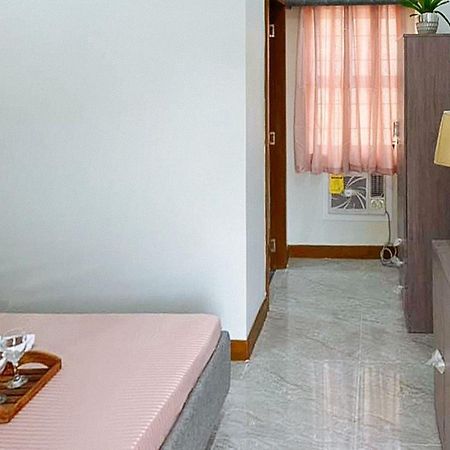 Leonila'S Travellers Inn Iloilo City Dış mekan fotoğraf