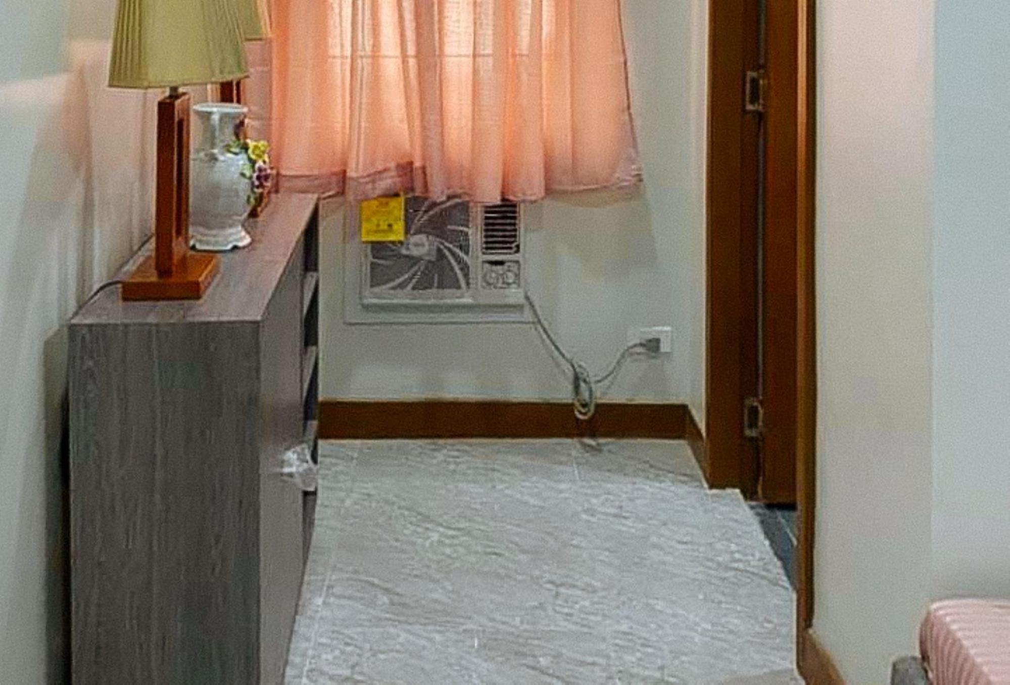 Leonila'S Travellers Inn Iloilo City Dış mekan fotoğraf